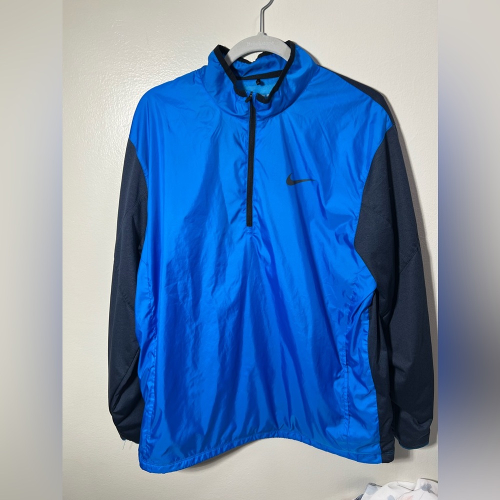 Men’s Nike Golf Half Zip Size Large